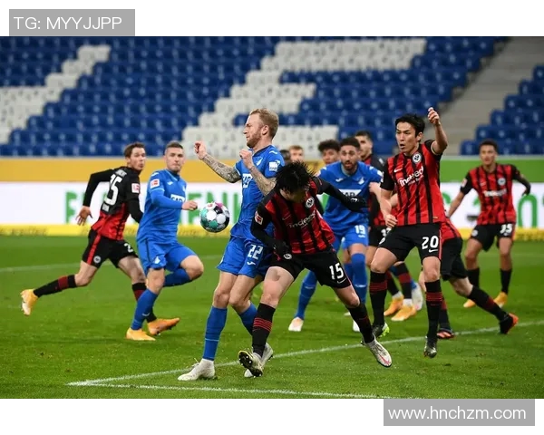 弗莱堡主场迎战汉堡期待精彩对决双方争夺宝贵积分之战